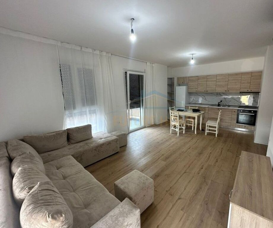 Affitto, Appartamento 2+1+2, Trio Tower, Don Bosko