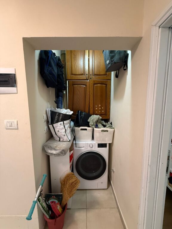 🔑 Shitet Apartament 1+1 – Harry Fultz, Tiranë