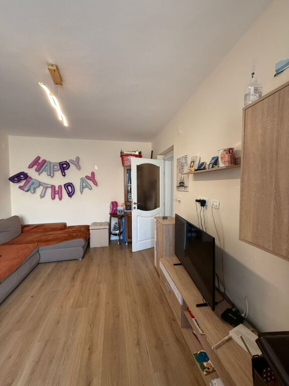 Shitet apartament 1+1 tek Harry Fultz