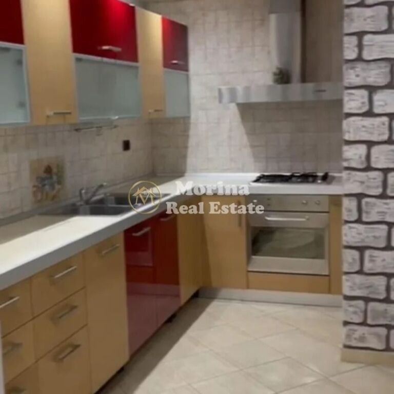 Rent | Apartment 2 + 1 | Kavaja Street | 600 €/month