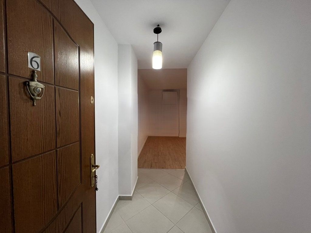 Jepet me qera apartament 1+1 – Kompleksi Kolombo, Liqeni i Thatë 500 € /Muaj