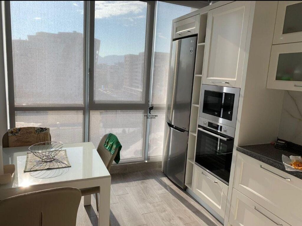 APARTAMENT ME QERA 2+1 ISH FUSHA E AVIACIONIT 65.000 LEKE FH-64676