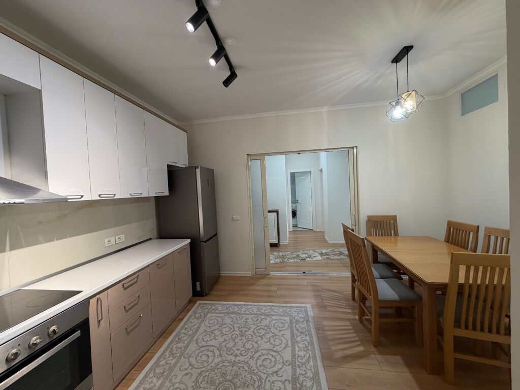 Apartament 2+1+Parkim me qera tek Kopshti Botanik