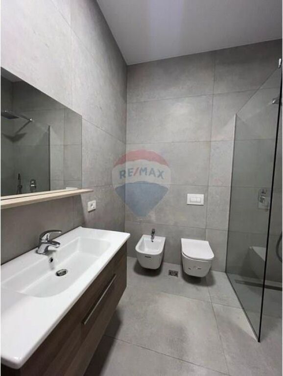 Apartament - Për Qira - Kompleksi Delijorgji, Tiranë