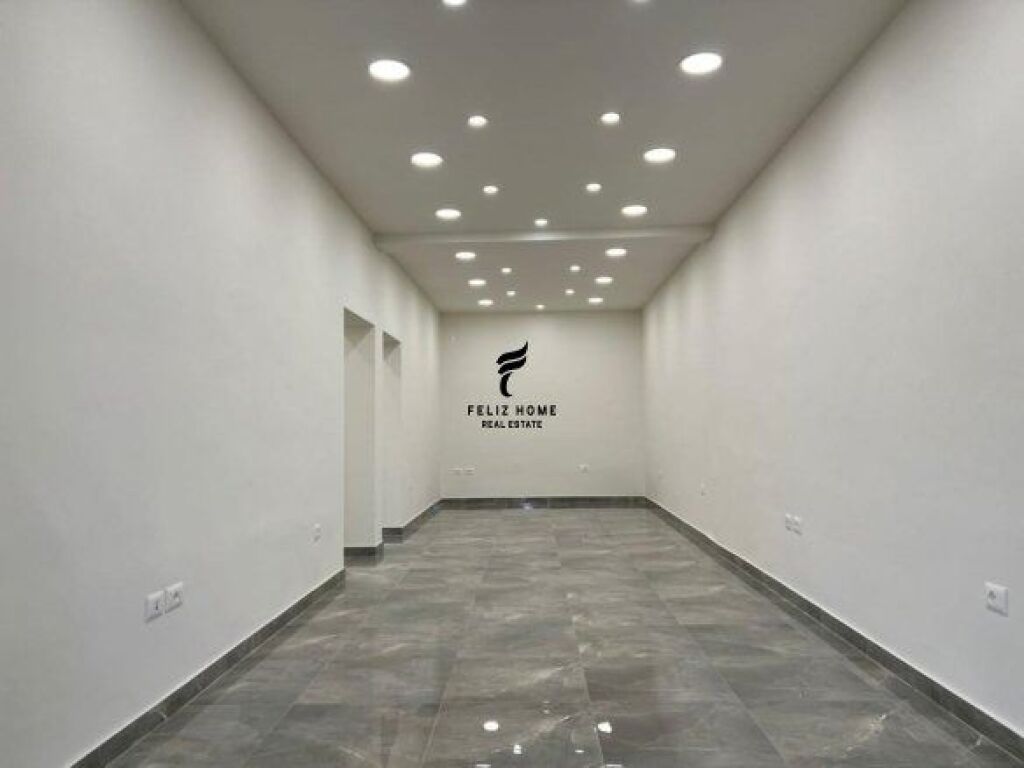 SHOP FOR RENT 67 M2 DINAMO STADIUM 2,500 EURO FH-64601
