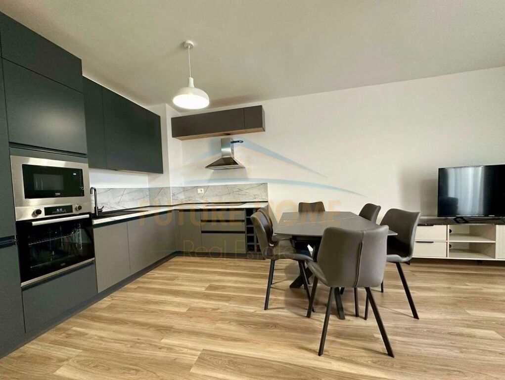 Qera, Apartament 2+1+2 + Post Parkimi, Unaza e Re