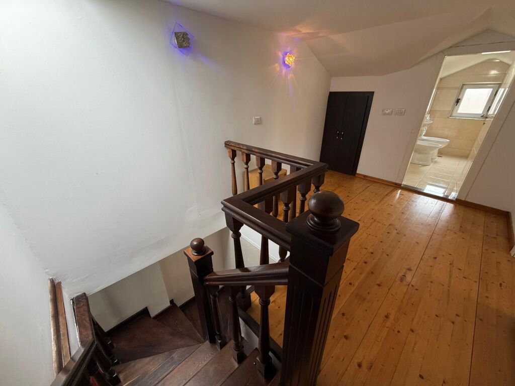 Shitet Dublex 2+1+2 Rruga e Dibres