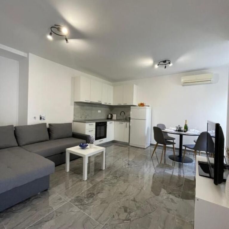 Apartment 2+1 for rent at Kodra e Dillit, fantastic location without going to residence 1 near Eleonora!