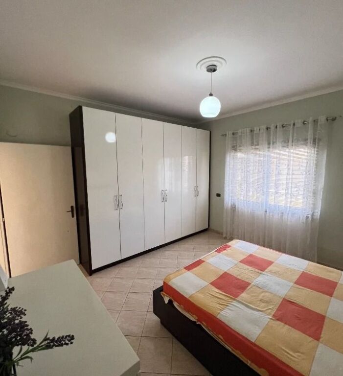 Rent | Private house 2 + 1 | Yzberisht | 400 €/month