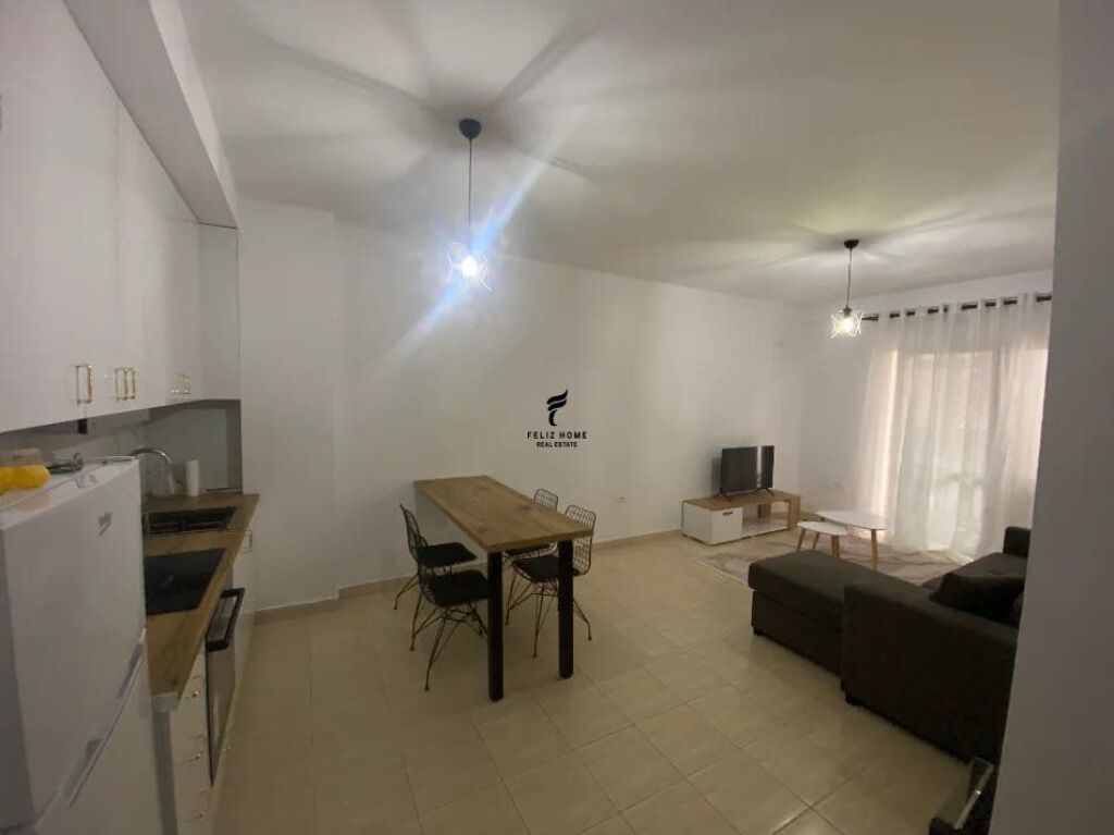 APARTAMENT ME QERA 2+1 KODRA E DIELLIT 55.000 LEKE FH-64657