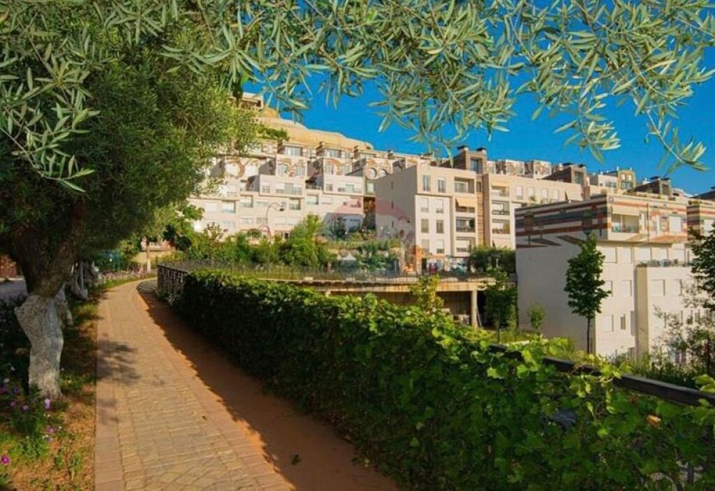 IN VENDITA, TRIPLEX, KODRA E DIELLIT, TIRANE  ID: 530581010-79