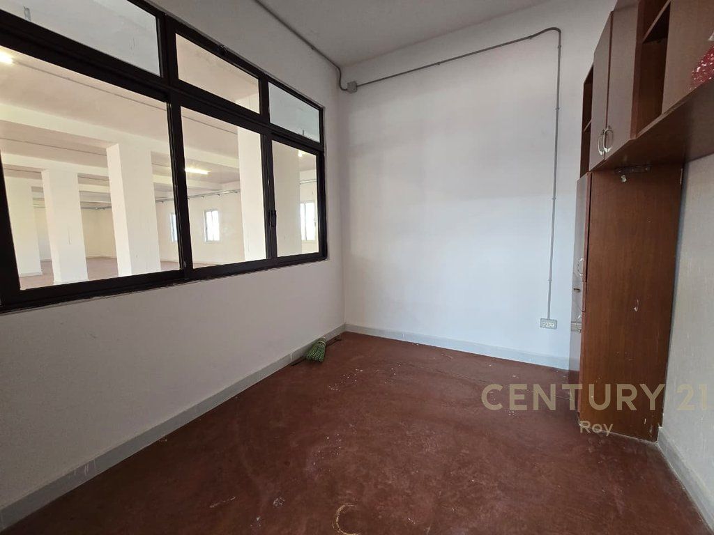 Magazinë 2-katëshe me qira – Shkozet, Durrës , vendndodhje strategjike për biznes, prane portit dhe autostrades !!!