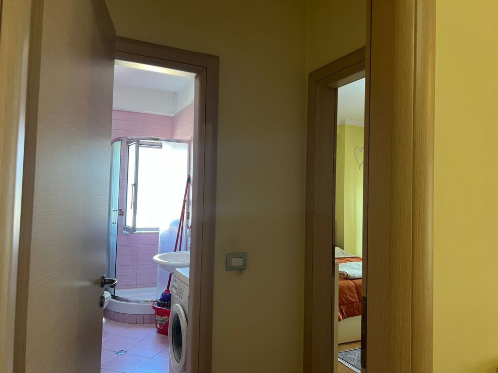 Appartamento 1+1+1 Balcone In Affitto