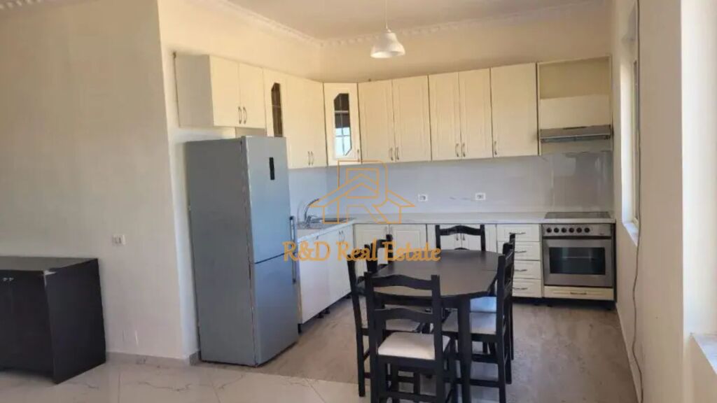 🏡 APARTMENT FOR RENT 3+1+3 – Kodra e Priftit