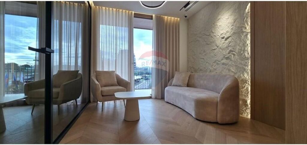 ZYRE PER QIRA ALTANA.