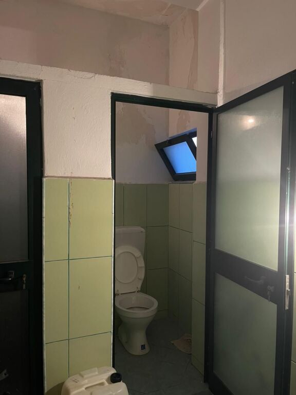 Ambient biznesi me qera – Spitallë, Durrës