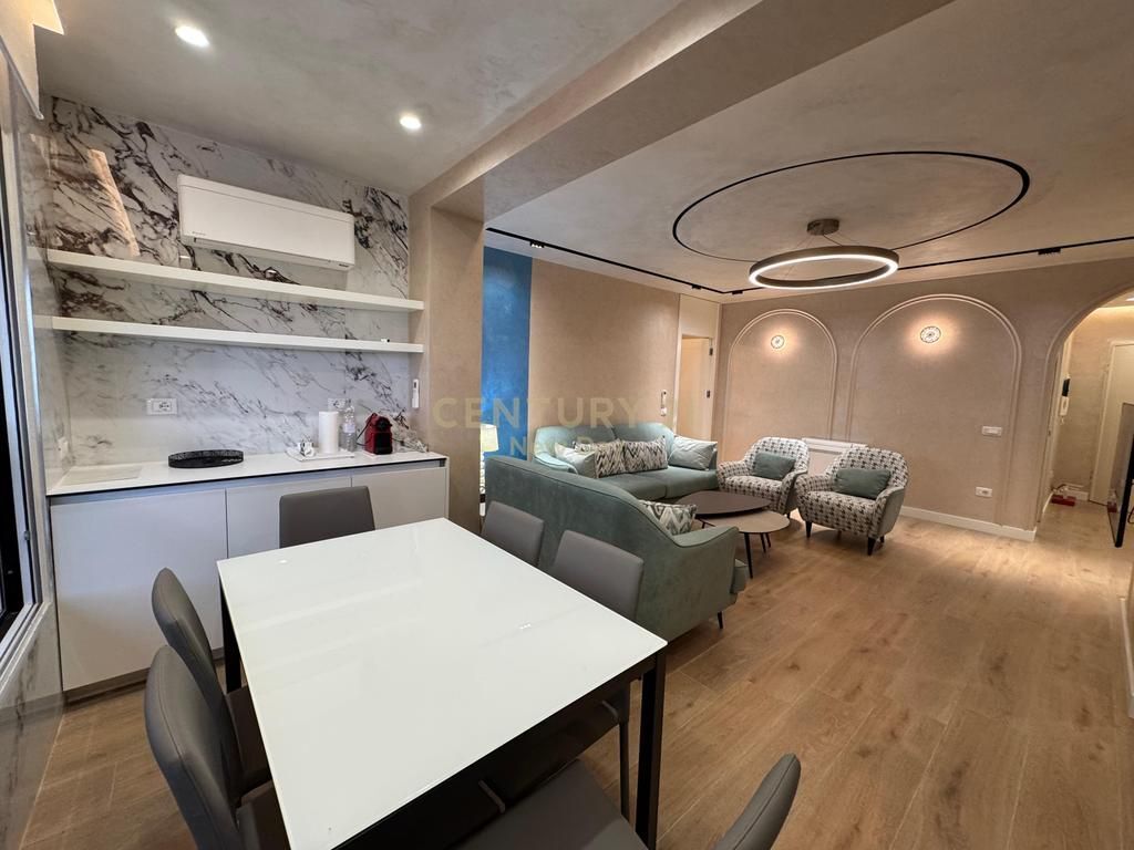 APPARTAMENTO 2+1+2T IN VENDITA A MALIN E ROBIT!