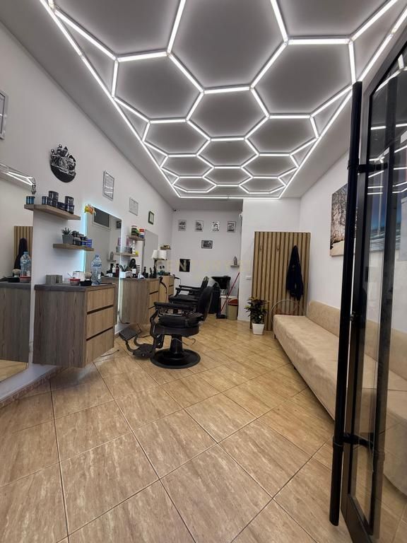 DYQAN PER SHITJE NE PLAZH DURRES !