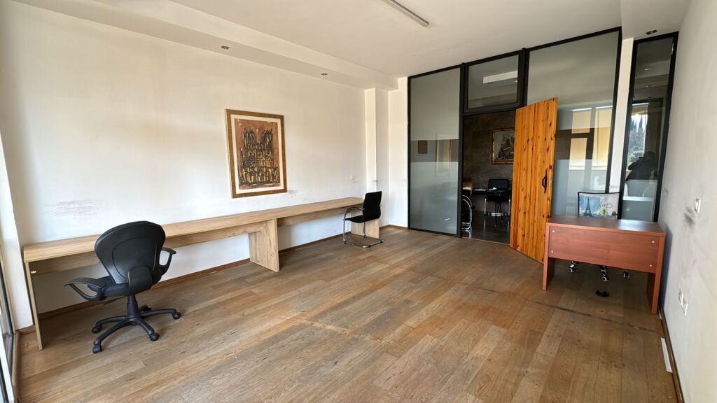 Ambient zyrash me qira tek Garda!