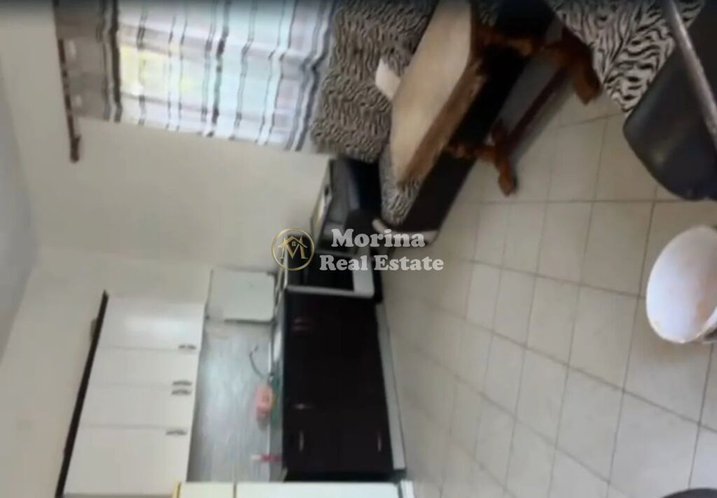 Qera | Shtëpi private 1 + 1 | Bulevardi i Ri / Stacioni Trenit| 180 €/muaj