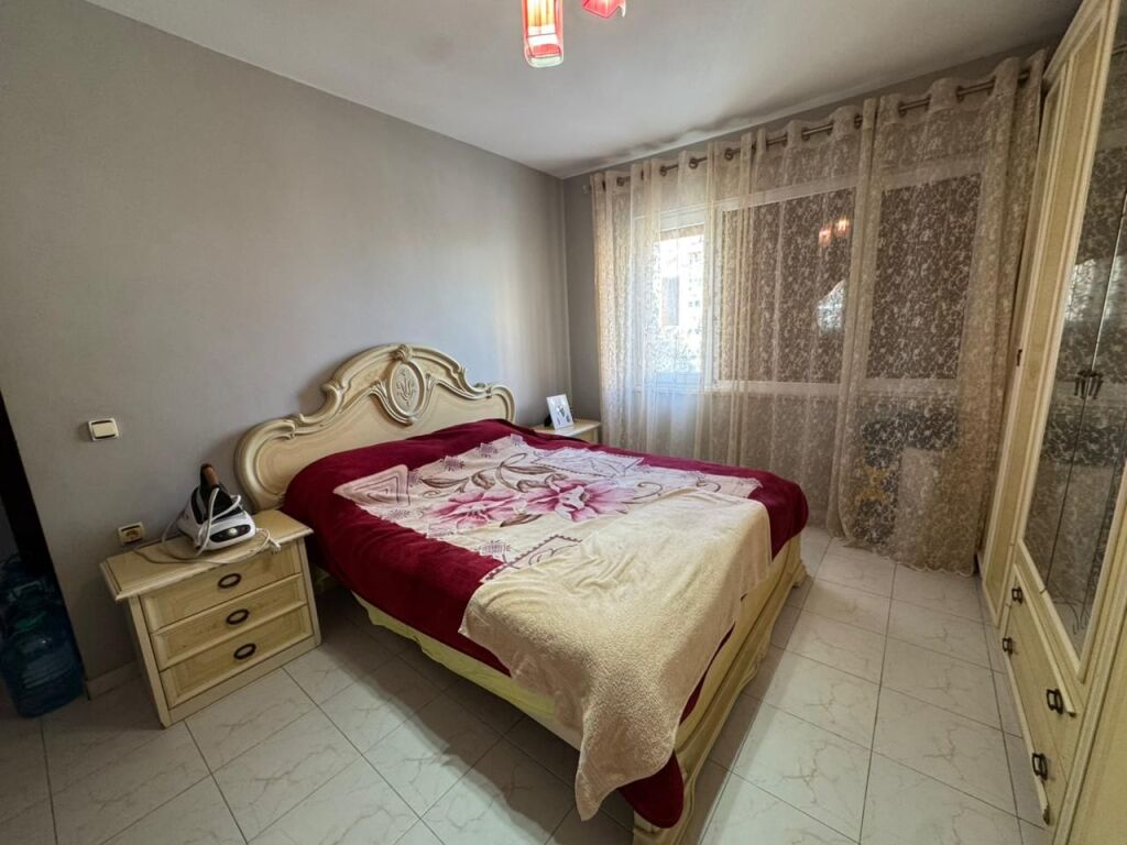 Shitet, Apartament 2+1+2, Laprake, Tirane Empire65844