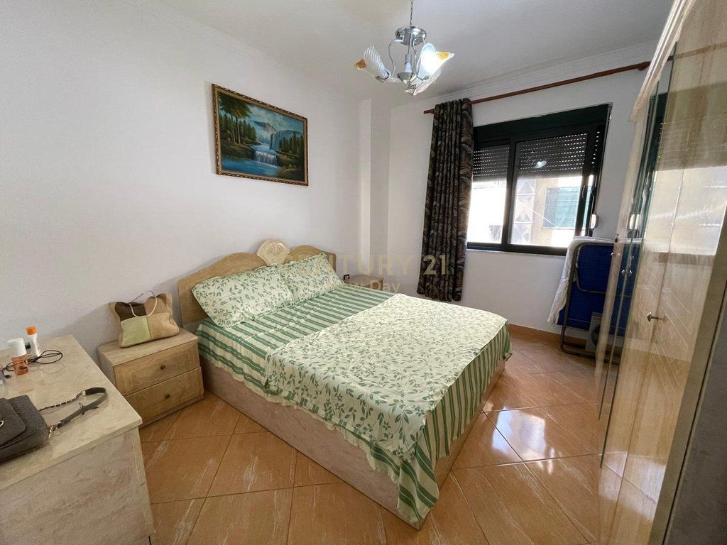 SHITET APARTAMENT 1+1 PRANE KLAJDI RESORT, GOLEM!