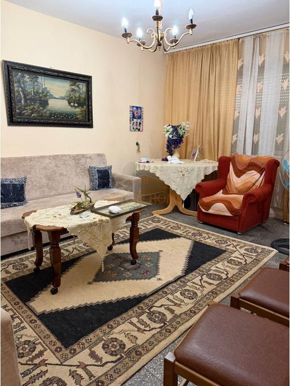 Qera 1+1, Ish Parku 300€