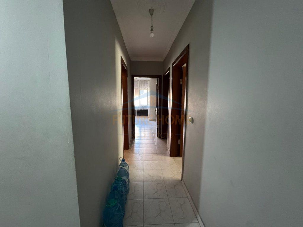 In vendita, Appartamento 2+1+2, Laprake, Tirane