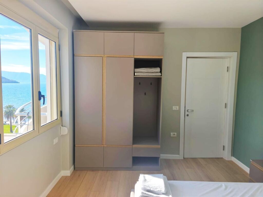 Super Apartment 2+1 Lungomare Vlore