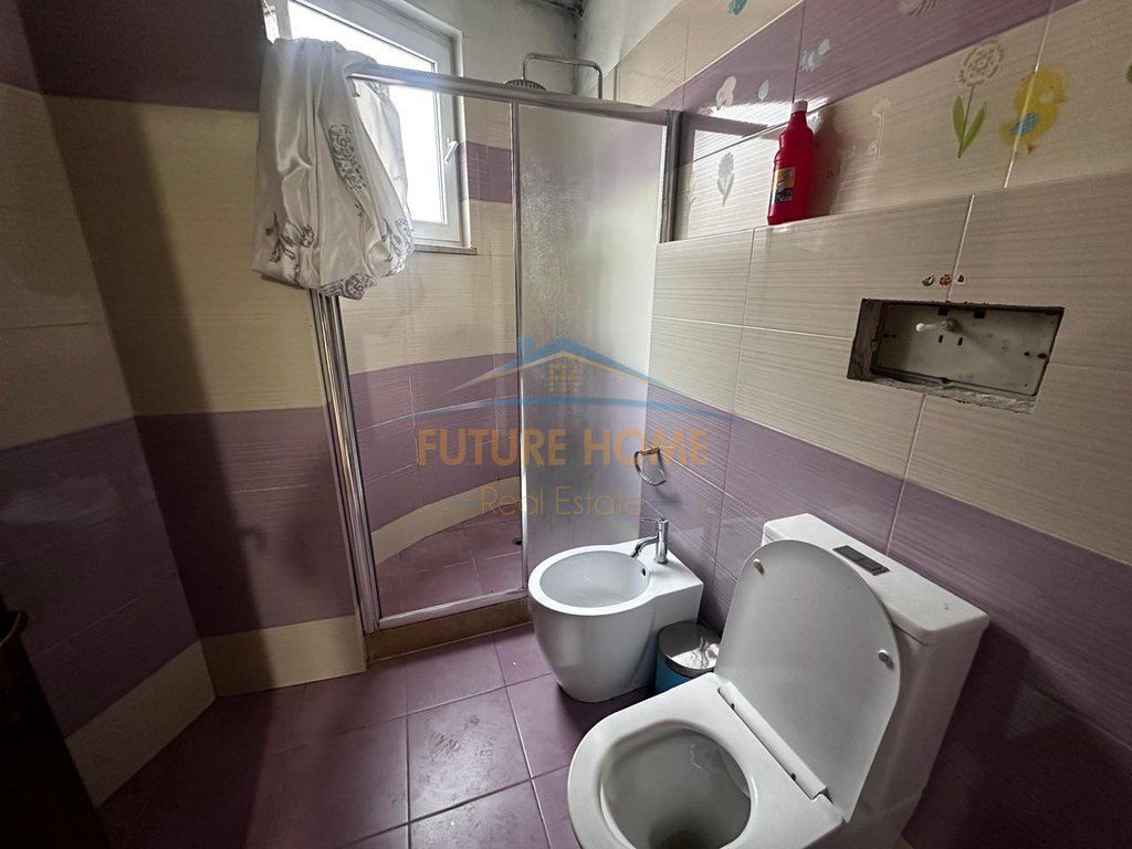 Shitet Apartament 2+1+2,Liqeni i Thatë,Tiranë