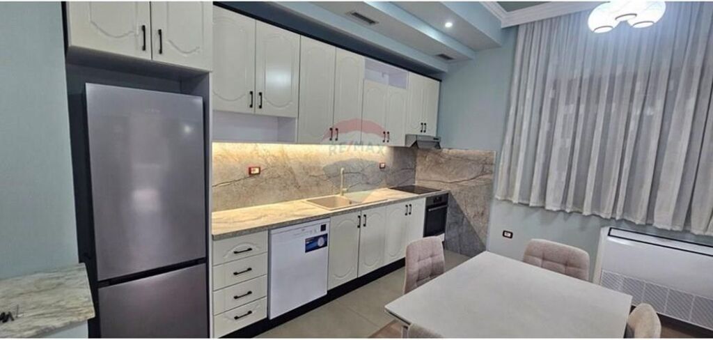 Private house - For Rent - Idriz Dollaku Street, Tirana