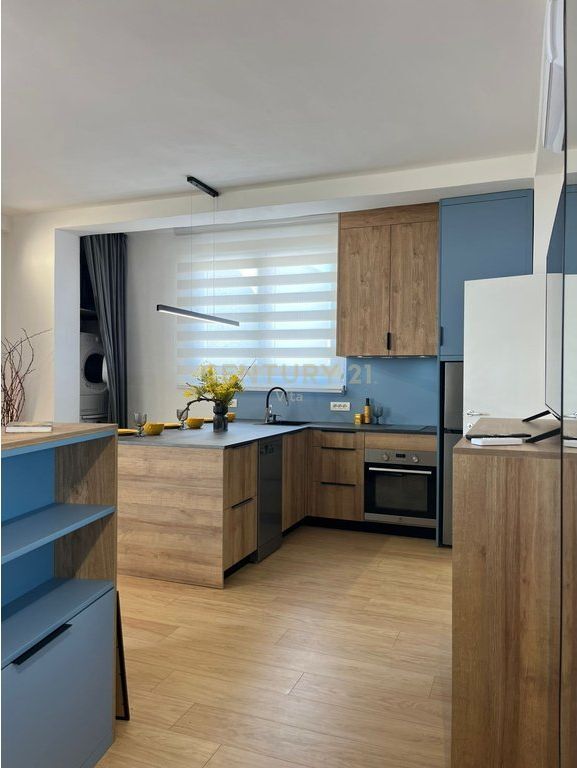 Studio me Pamje Deti në Plazh për Shitje! 85,000 €