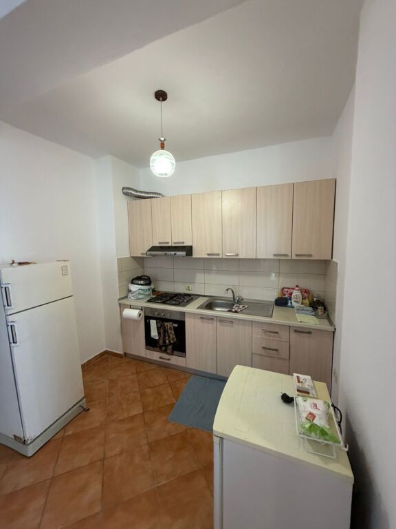 Shitet super apartament me pamje të plotë nga deti! 🌊