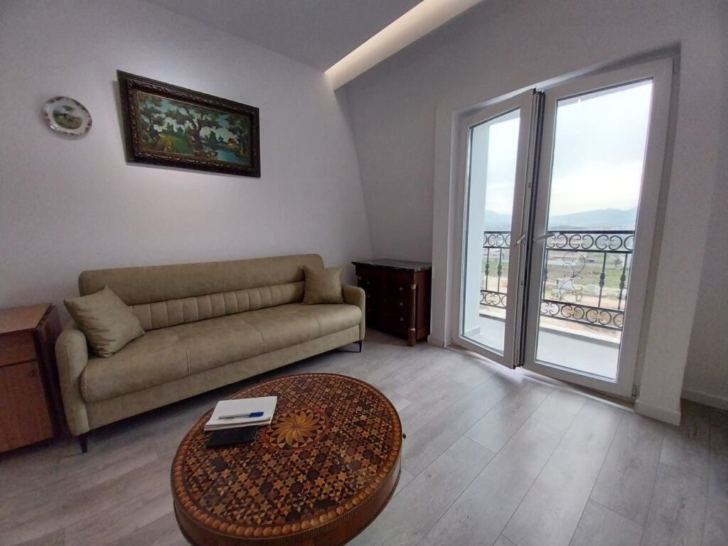 Affitto, Appartamento 1+1, Sauk, Tirane.