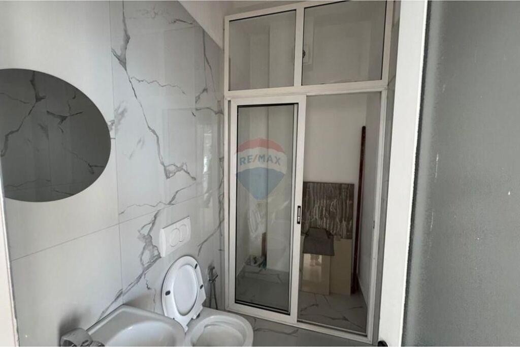 Negozio in affitto – Rotatoria Kamez