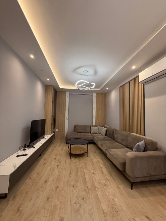 🏠FOR RENT Apartment 2+1+2 & 2 Parking Spaces 📍Barrikadave Street, Center 🏢4th Floor, new building with elevator 📐Area: 100m² 💶Price: 1500€