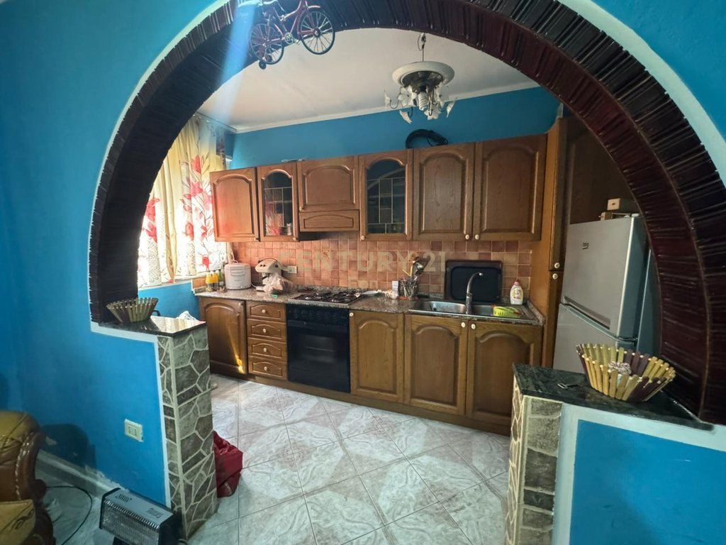 Apartament 2+1 Per Shitje Stadiumit, Durres !