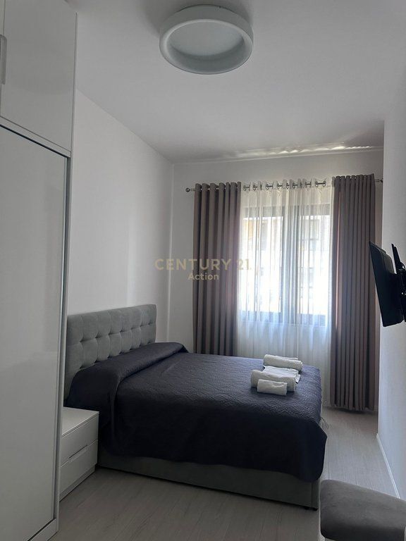 JEPET ME QIRA APARTAMENT 1+1 TE SQUARE 21 750 €