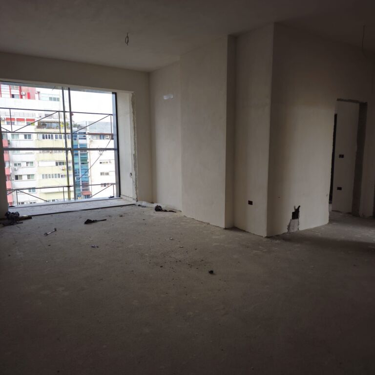 In vendita, Appartamento 2+1+2, Laprake, Tirana Empire65871