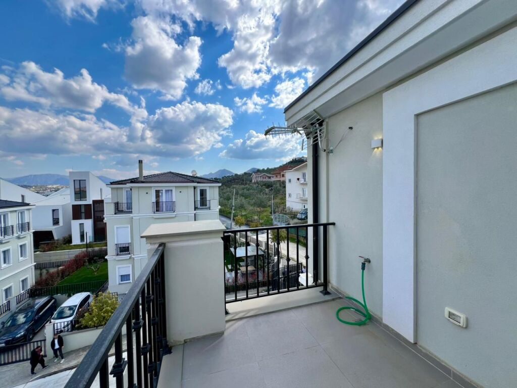 3-storey villa for rent, “Rezidenca Vilat Lule”, Mjull Bathore