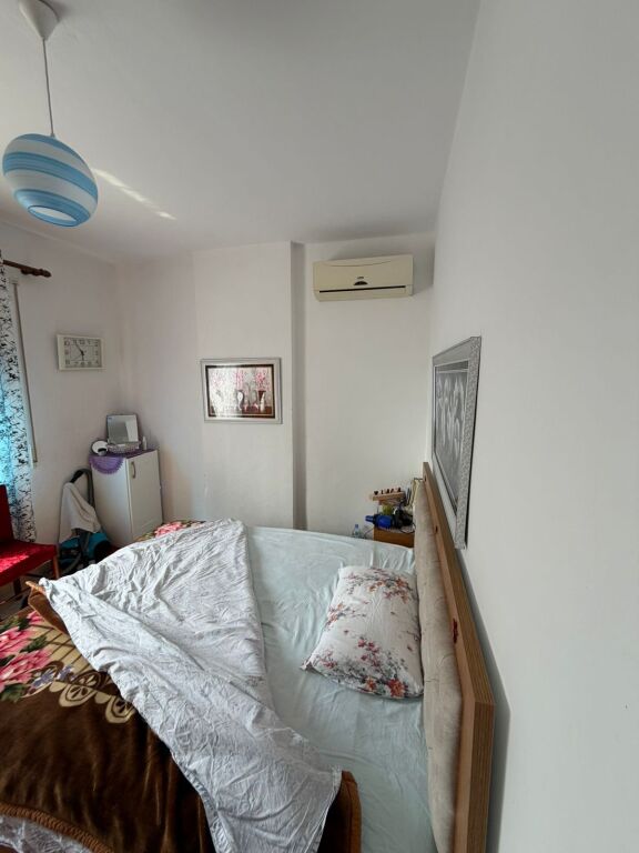 Shitet super apartament në Shkëmbin e Kavajës! 🌊 2+1