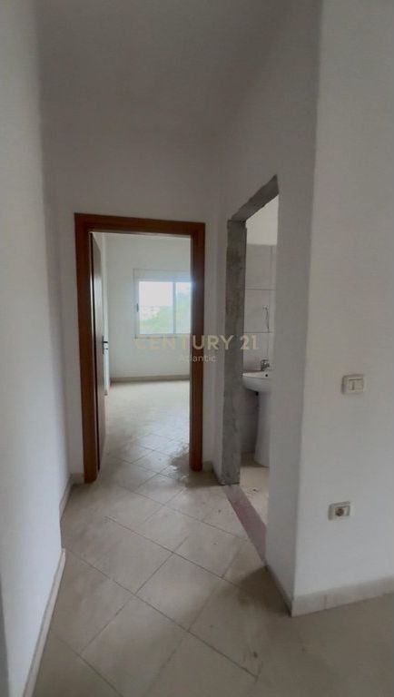 Apartment 1+1 in Shkëmbi i Kavajës, Durrës For Sale - 58,000€ | 54.9 m² 58,000 €