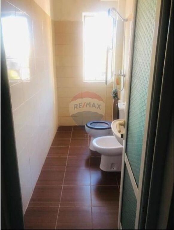 Apartament - Për Qira - Brryli, Tiranë