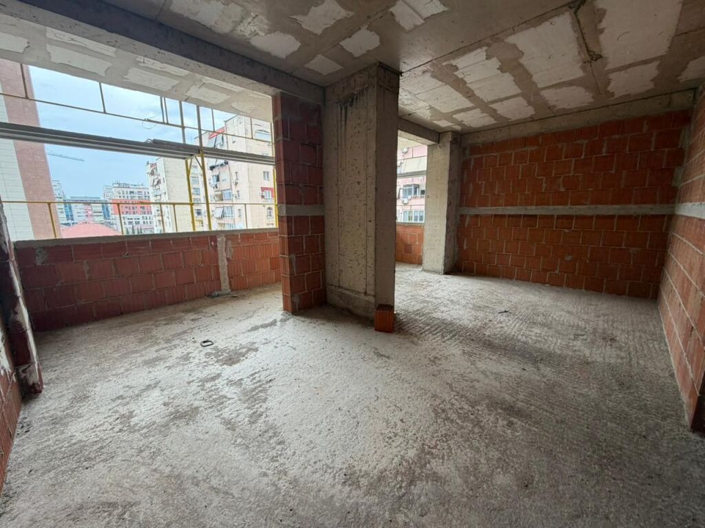 🏠 Shitet apartament 2+1 – Fusha e Aviacionit💰 Çmimi: 150,000 €