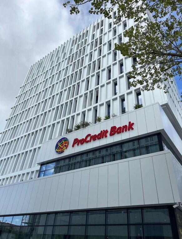 UFFICIO IN AFFITTO ZOGU I ZI