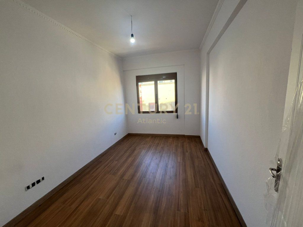 Apartament 1+1 Për Shitje në Plazh vija e trete nga deti, Durrës - 85,000€ | 74 m²
