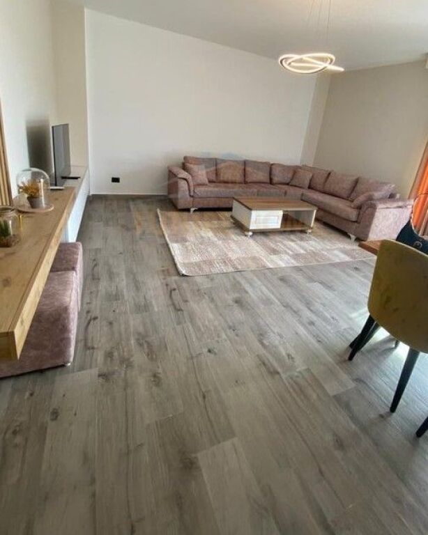 Affitto, Appartamento 1+1+Posto Auto, "Sofia Residence", Tirana