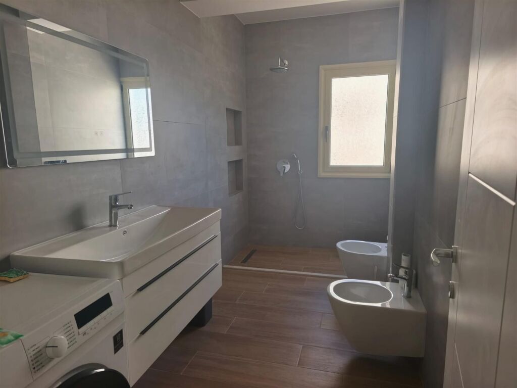 Super Apartment 2+1 Lungomare Vlore