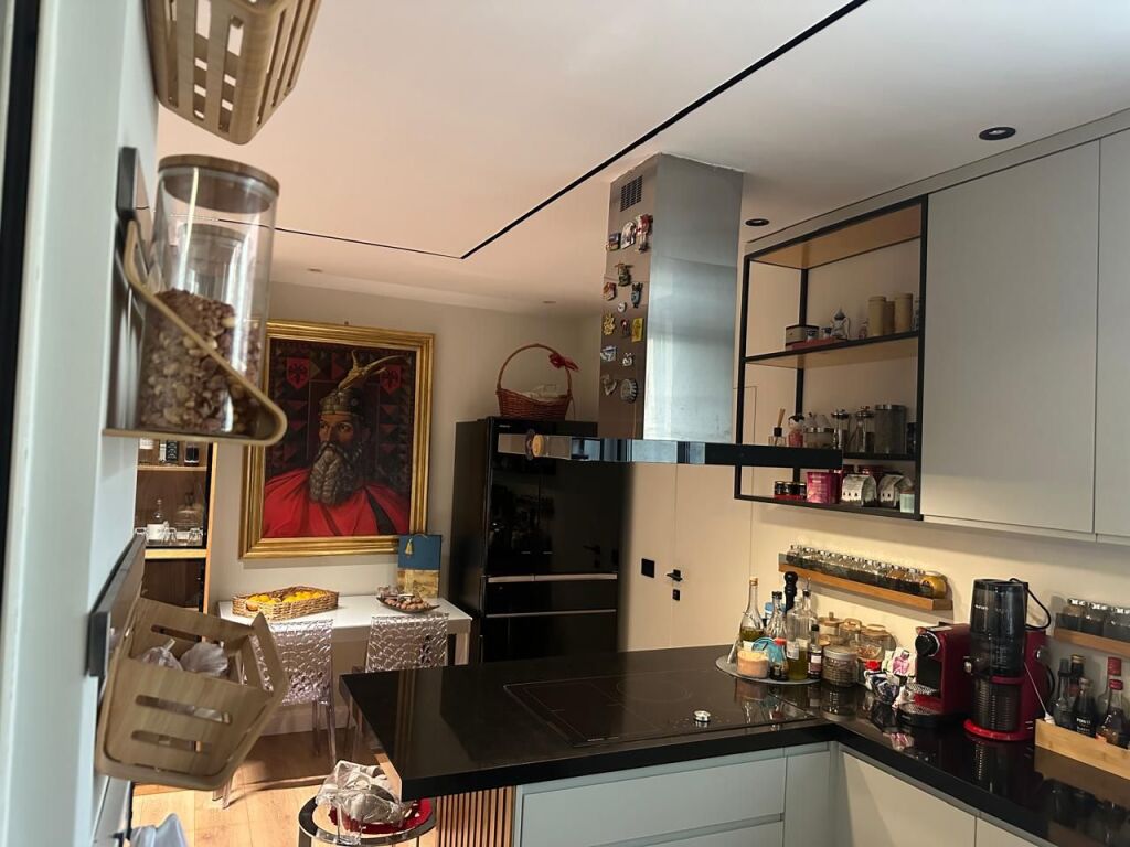 🏠 Jepet me qira apartament 2+1+2 📍Shallvaret