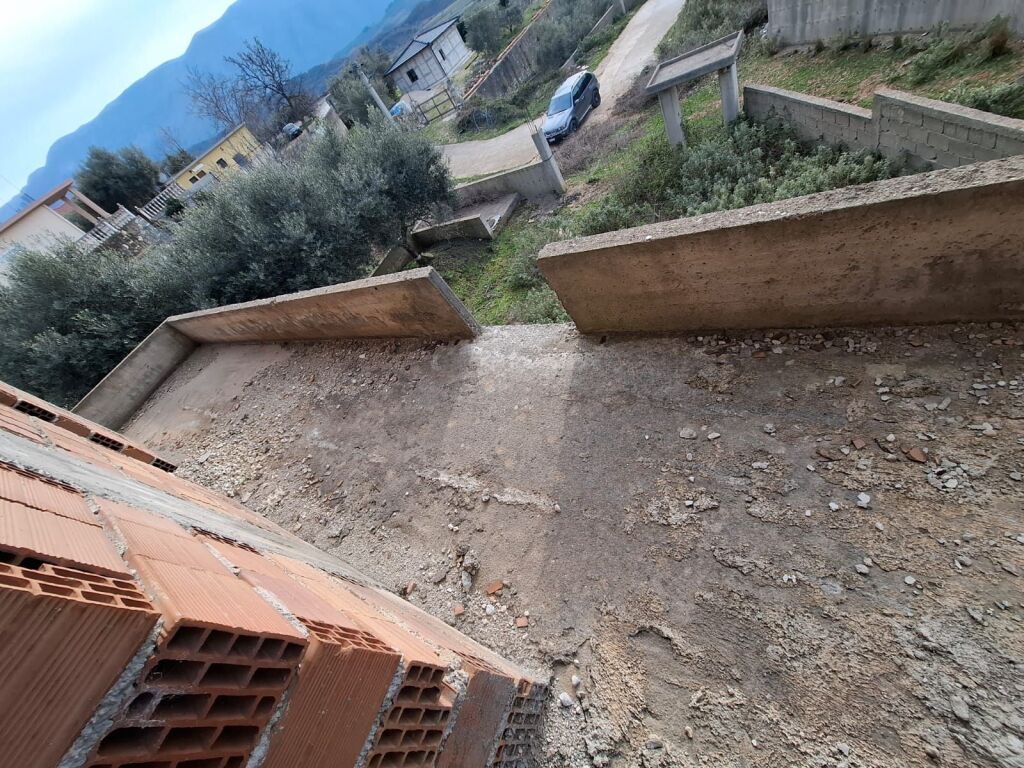 🚨🔥 SUPER OKAZION NË TRAGJAS – ME PAMJE NGA DETI! 🔥🚨